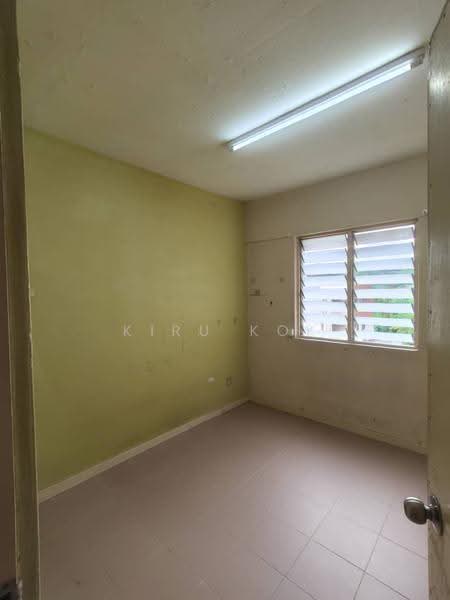 Flat for Rent at Pantai Indah Fasa 1 - kiru kok - Interior - PropertyGuru.com.my