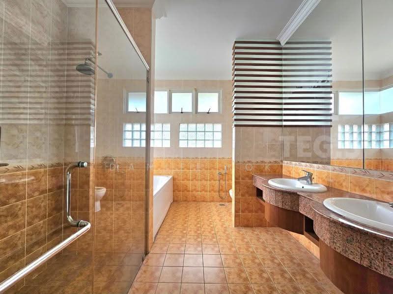 Rumah Banglo untuk Dijual di Bukit Rimau (Shah Alam) - Daniel Kok - Bathroom - PropertyGuru.com.my