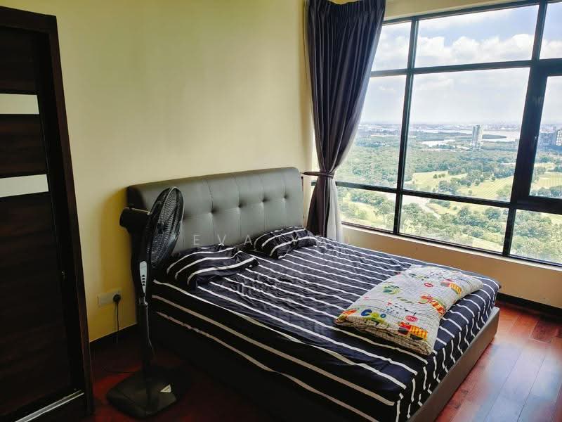 Kediaman Servis untuk Dijual di Molek Regency - Eva Yeo - Bedroom - PropertyGuru.com.my