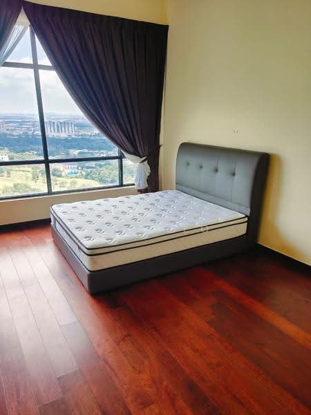 Kediaman Servis untuk Dijual di Molek Regency - Eva Yeo - Bedroom - PropertyGuru.com.my