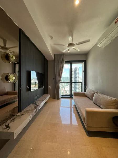 Kediaman Servis untuk Dijual di Marriott Residence @ Gurney - Jason Phoon - Living Room - PropertyGuru.com.my
