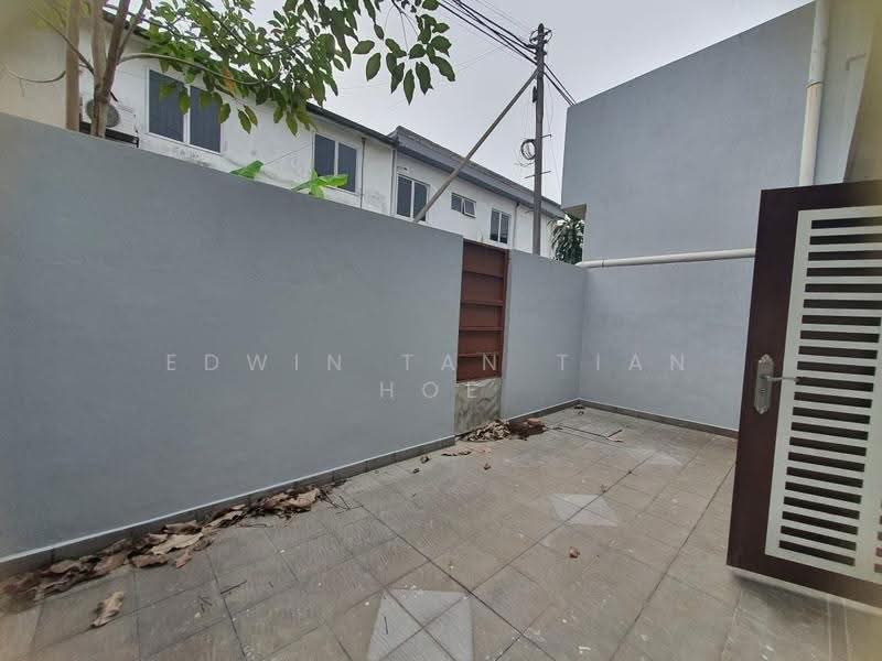2-storey Terraced House for Sale in Klang (Selangor) - Edwin Tan Tian Hoe - Exterior - PropertyGuru.com.my