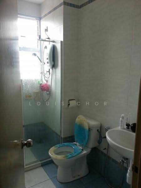 2-storey Terraced House for Rent in Kota Kemuning (Shah Alam) - Louis Chor - Bathroom - PropertyGuru.com.my