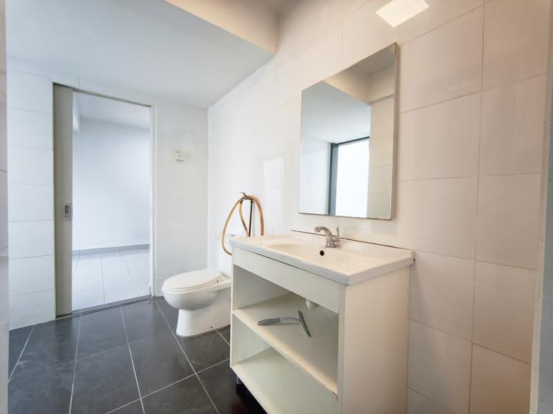 Kediaman Servis untuk Disewa di SOHO @ Empire City - AVAN AU - Bathroom - PropertyGuru.com.my