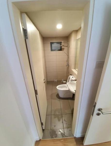 Condominium for Rent at Lakefront Residence - Siti Haila - Bathroom - PropertyGuru.com.my