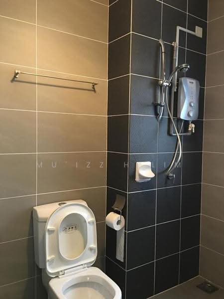Kediaman Servis untuk Disewa di HYVE - Mu'izz Halim - Bathroom - PropertyGuru.com.my