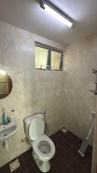 Service Residence for Rent at E-Tiara - Yee Cheak Chen - Bathroom - PropertyGuru.com.my
