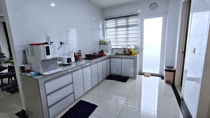 Cluster House for Sale in Setia Tropika (Johor Bahru) - Karl Lim - Kitchen - PropertyGuru.com.my