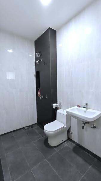 Cluster House for Sale in Setia Tropika (Johor Bahru) - Karl Lim - Bathroom - PropertyGuru.com.my