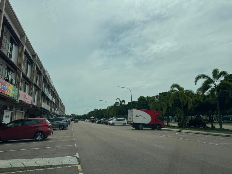 Shop for Sale in Bandar Cemerlang (Ulu Tiram) - Victor Lim - PropertyGuru.com.my