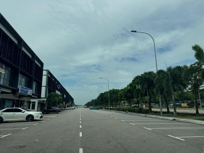 Shop for Sale in Bandar Cemerlang (Ulu Tiram) - Victor Lim - PropertyGuru.com.my