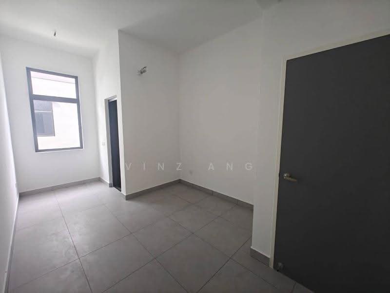 2-storey Terraced House for Sale in Taman Mount Austin (Tebrau) - Vinz Ang - Interior - PropertyGuru.com.my