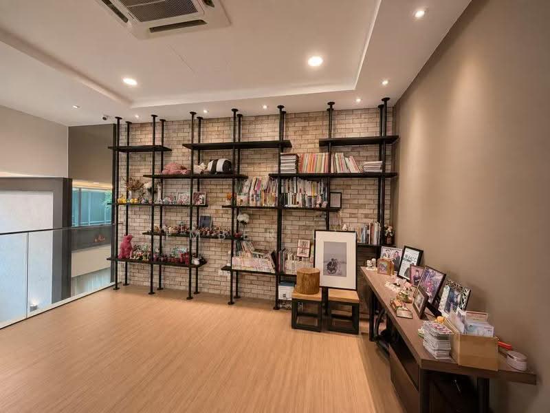 3-storey Terraced House for Sale in Bandar Nusaputra (Puchong) - Ember Lim - Living Room - PropertyGuru.com.my