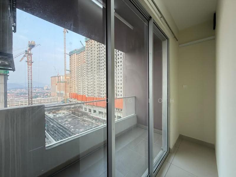 Kediaman Servis untuk Disewa di Platinum Lake PV 21 - Zhi Hong Loh - Balcony - PropertyGuru.com.my