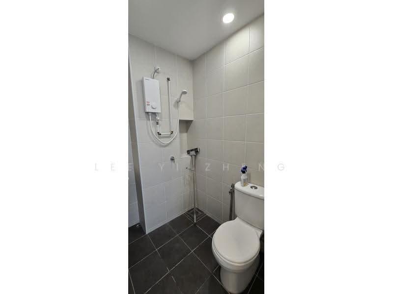 Rumah Teres 2-Tingkat untuk Disewa di Bandar Cassia (Batu Kawan) - Lee Yi Zheng - Bathroom - PropertyGuru.com.my