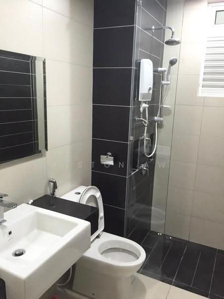 Terraced House for Rent in Gerbang Nusajaya (Iskandar Puteri (Nusajaya)) - Alston Aw - Bathroom - PropertyGuru.com.my