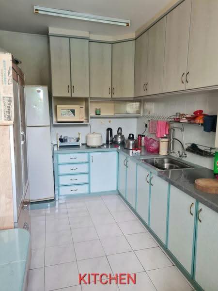 Apartment for Sale at Pearl Garden - Annie Tan - Kitchen - PropertyGuru.com.my