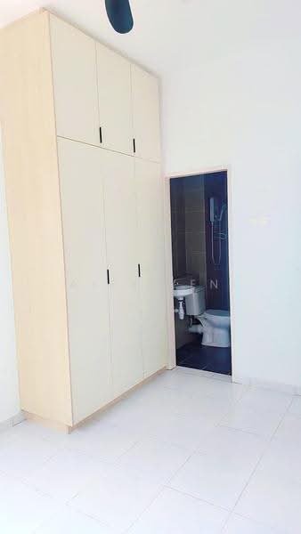 Apartment for Rent at Seri Topaz - Alex Yen - Bathroom - PropertyGuru.com.my