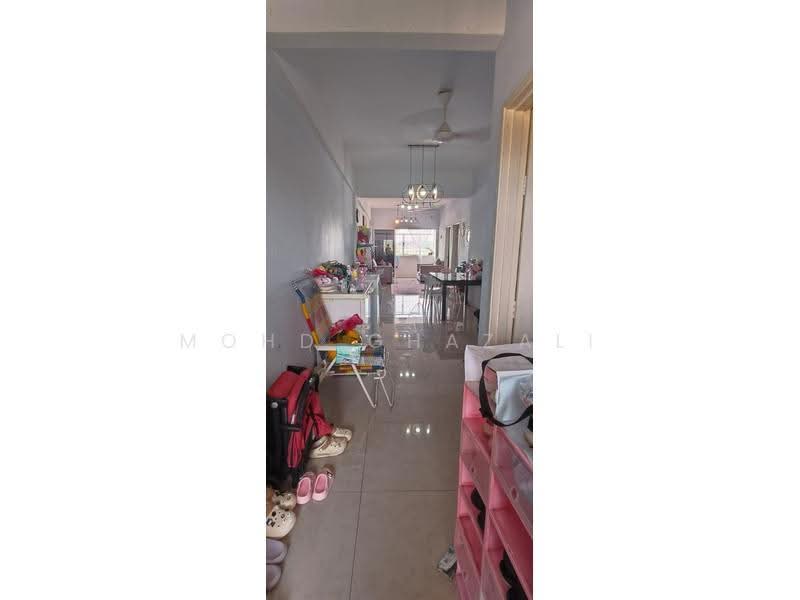Flat for Sale at Pangsapuri Nilam Indah - Mohd Ghazali - Corridor - PropertyGuru.com.my