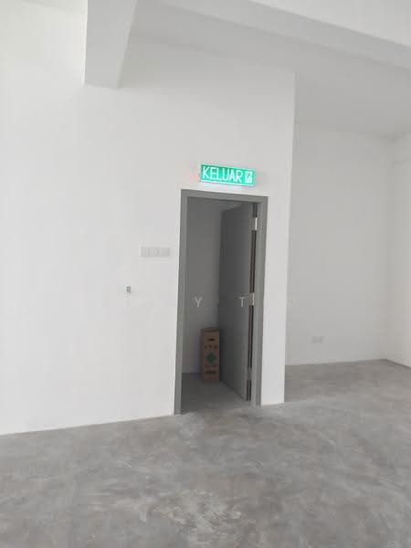 Shop for Rent in Kota Bayuemas (Klang) - Kelly Teo - Entrance - PropertyGuru.com.my