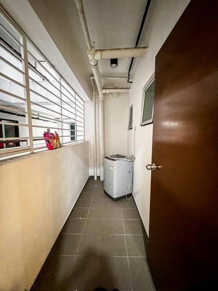 Pangsapuri untuk Dijual di Pangsapuri Selangorku Baiduri Jaya - Aimi Mahirah - Balcony - PropertyGuru.com.my