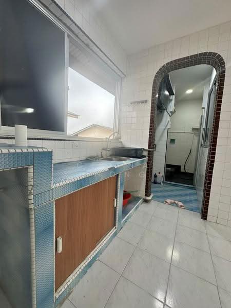 Flat for Rent at Flat Taman Ungku Tun Aminah - Celina Chong - Kitchen - PropertyGuru.com.my