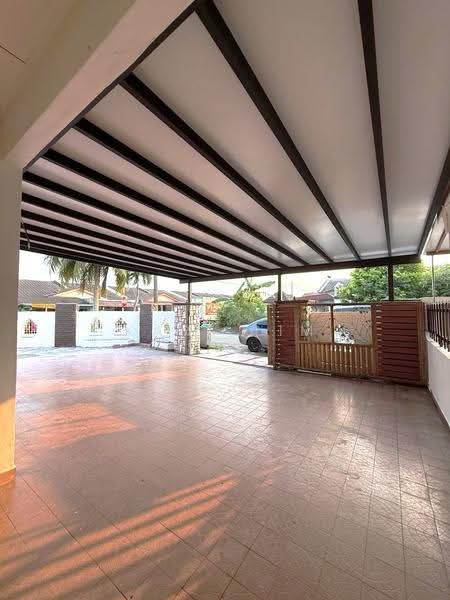 Rumah Teres 1-Tingkat untuk Dijual di Taman Daya (Johor Bahru) - Karl Lim - Exterior - PropertyGuru.com.my