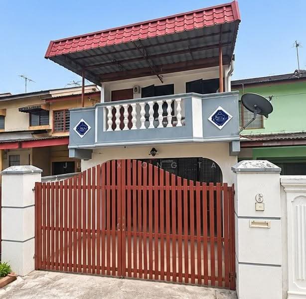 2-storey Terraced House for Sale in Taman Bukit Tiram (Ulu Tiram) - Jun Xiong Tan - PropertyGuru.com.my