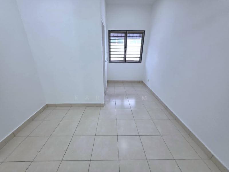 2-storey Terraced House for Sale in Taman Seri Austin (Tebrau) - Karl Lim - Interior - PropertyGuru.com.my
