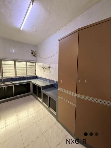 Rumah Teres 2-Tingkat untuk Dijual di Taman Klang Utama (Kapar) - Vincent Lee - Kitchen - PropertyGuru.com.my