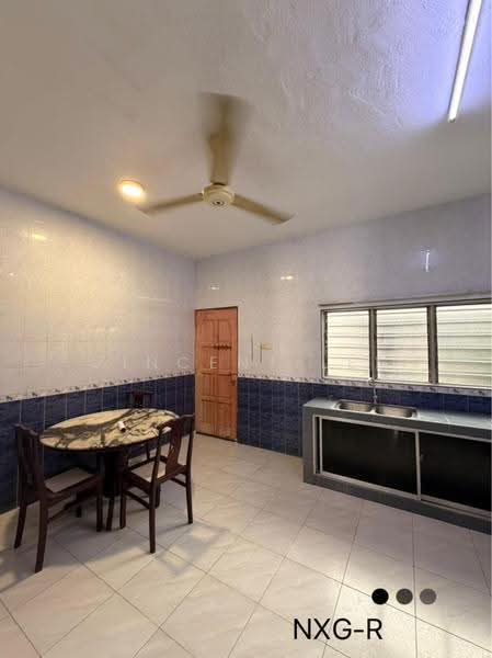 Rumah Teres 2-Tingkat untuk Dijual di Taman Klang Utama (Kapar) - Vincent Lee - Kitchen - PropertyGuru.com.my