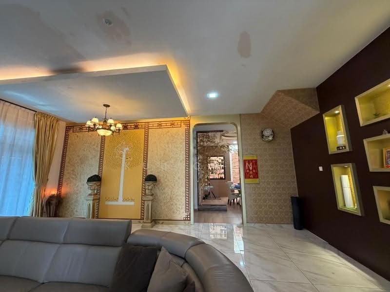 Semi-Detached House for Sale in Taman Kulai Utama (Kulai) - Kuu Chin - Living Room - PropertyGuru.com.my