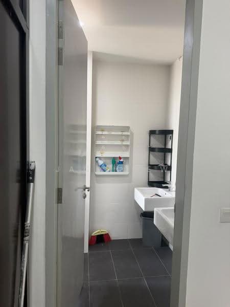 Condominium for Rent at Dua Menjalara - Jack Liew - Bathroom - PropertyGuru.com.my