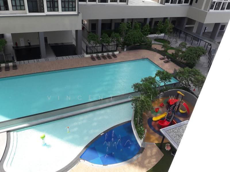 Service Residence for Rent at 28 Boulevard - Vincent Chiew - Pool - PropertyGuru.com.my
