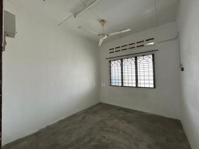 Rumah Teres 1-Tingkat untuk Dijual di Taman Seri Duyong (Duyong) - Jesslyn Low - Interior - PropertyGuru.com.my
