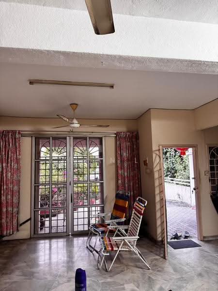 2-storey Terraced House for Sale in Usj 4 (Subang Jaya) - Vivian Lim - Living Room - PropertyGuru.com.my