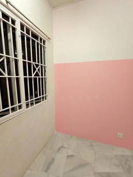Pangsapuri untuk Dijual di Sri Cempaka (Taman Wawasan) - Ben Chong - Living room - PropertyGuru.com.my