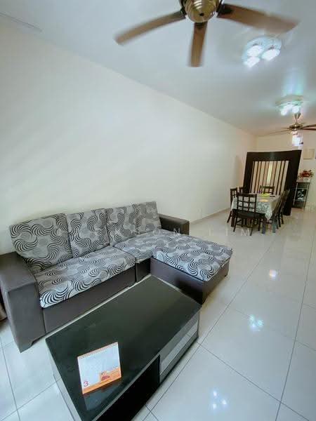 Pangsapuri untuk Dijual di East Bay (Seri Bayan) - Jackson Lim - Living Room - PropertyGuru.com.my