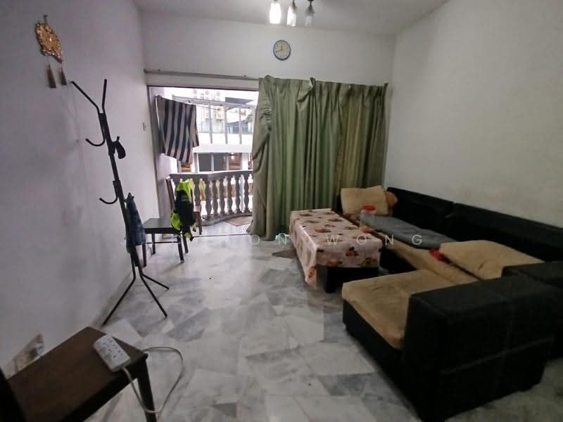 Kondominium untuk Disewa di Gemilang Indah - Jackson Wong - Living Room - PropertyGuru.com.my