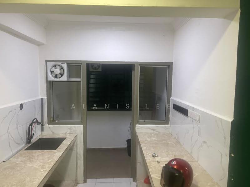 Apartment for Rent at Pangsapuri Pulai Mutiara - Alanis Lee - PropertyGuru.com.my