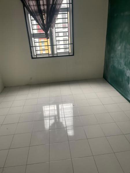 Apartment for Rent at Pangsapuri Pulai Mutiara - Alanis Lee - PropertyGuru.com.my