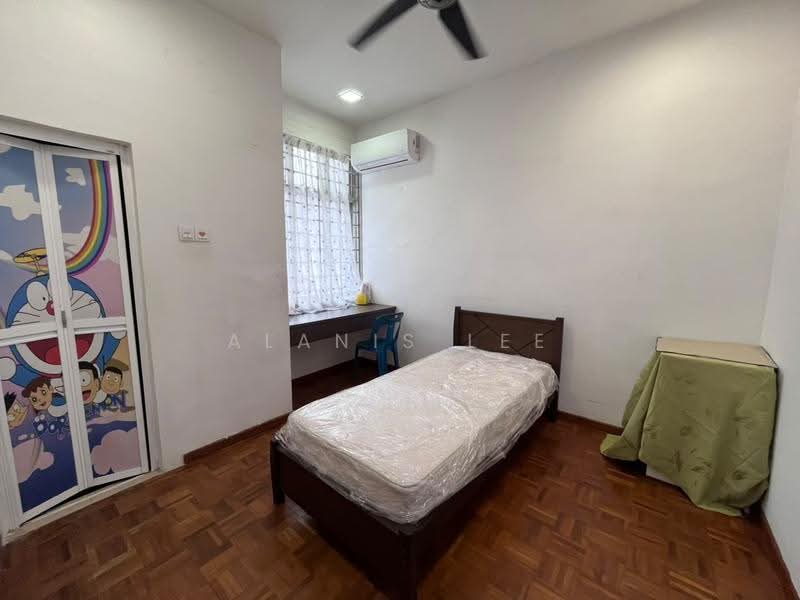 Rumah Teres 2.5-Tingkat untuk Dijual di Taman Bukit Jaya (Ulu Tiram) - Alanis Lee - Bedroom - PropertyGuru.com.my