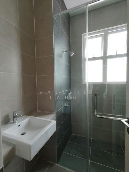 Bungalow House for Sale in Bandar Kinrara Seksyen 1 (Bandar Kinrara) - Valerie Tang - Bathroom - PropertyGuru.com.my