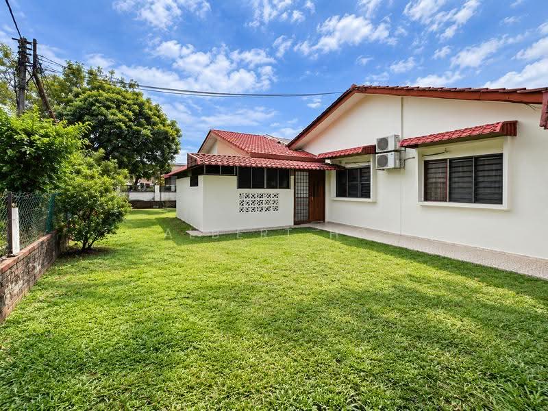 1.5-storey Terraced House for Sale in Seksyen 14 (Petaling Jaya) - Albert Ho - Exterior - PropertyGuru.com.my
