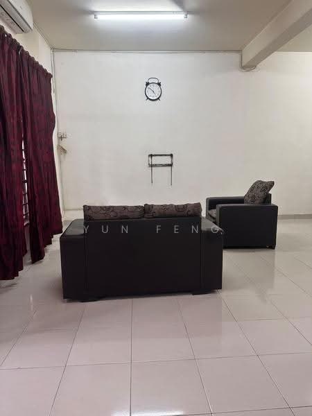 Rumah Teres 2-Tingkat untuk Disewa di Johor Bahru (Johor) - Yun Feng - Living Room - PropertyGuru.com.my