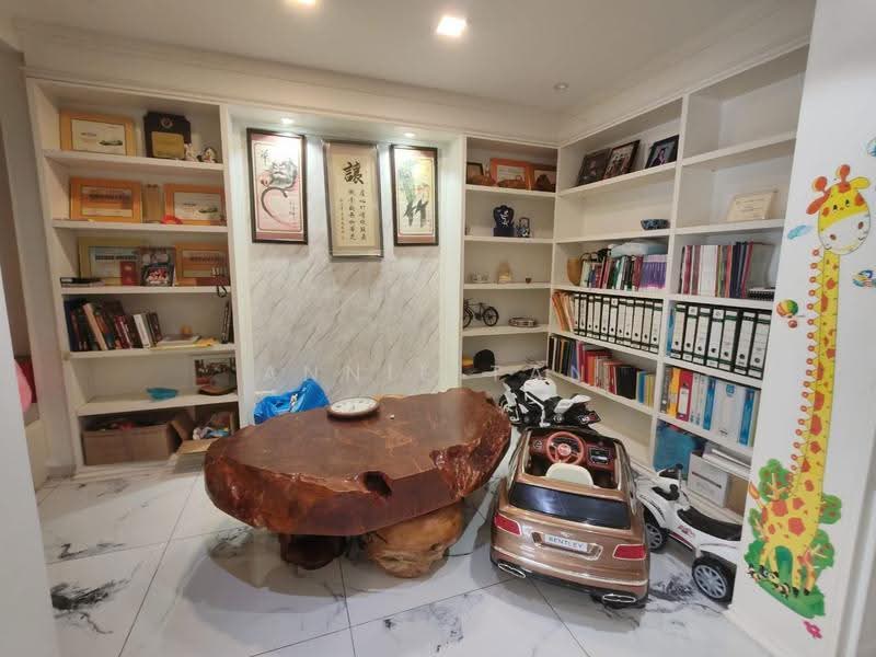 Semi-Detached House for Sale in George Town (Penang) - Annie Tan - Study - PropertyGuru.com.my