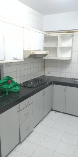 Condominium for Sale at The Palladium - Kim Lee - Kitchen - PropertyGuru.com.my