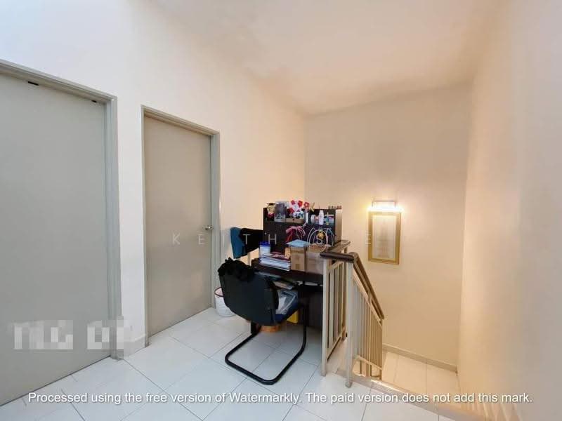 Rumah Teres 2-Tingkat untuk Dijual di Bandar Puteri Klang (Klang) - Keith See - Corridor - PropertyGuru.com.my