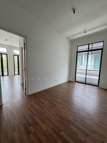 Cluster House for Sale in Eco Majestic (Semenyih) - Kent Fong - PropertyGuru.com.my