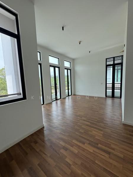 Cluster House for Sale in Eco Majestic (Semenyih) - Kent Fong - PropertyGuru.com.my